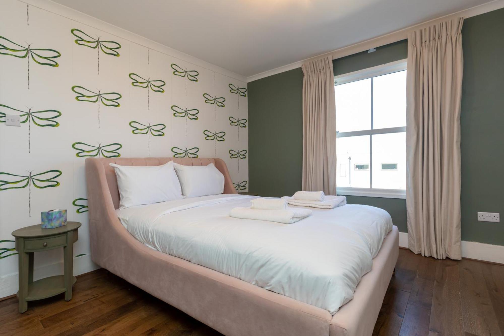 Spacious & Pristine 2Bd Flat - Balham Apartment Лондон Екстериор снимка