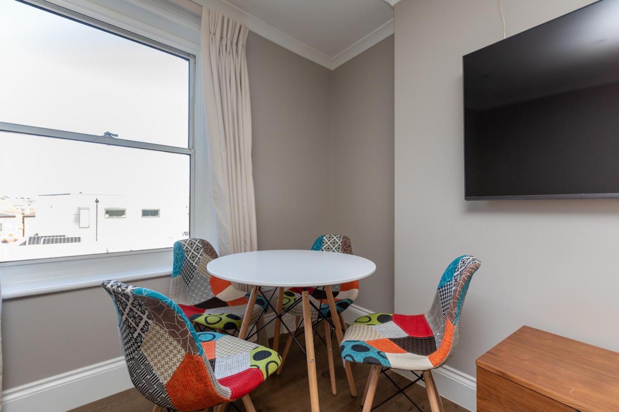 Spacious & Pristine 2Bd Flat - Balham Apartment Лондон Екстериор снимка